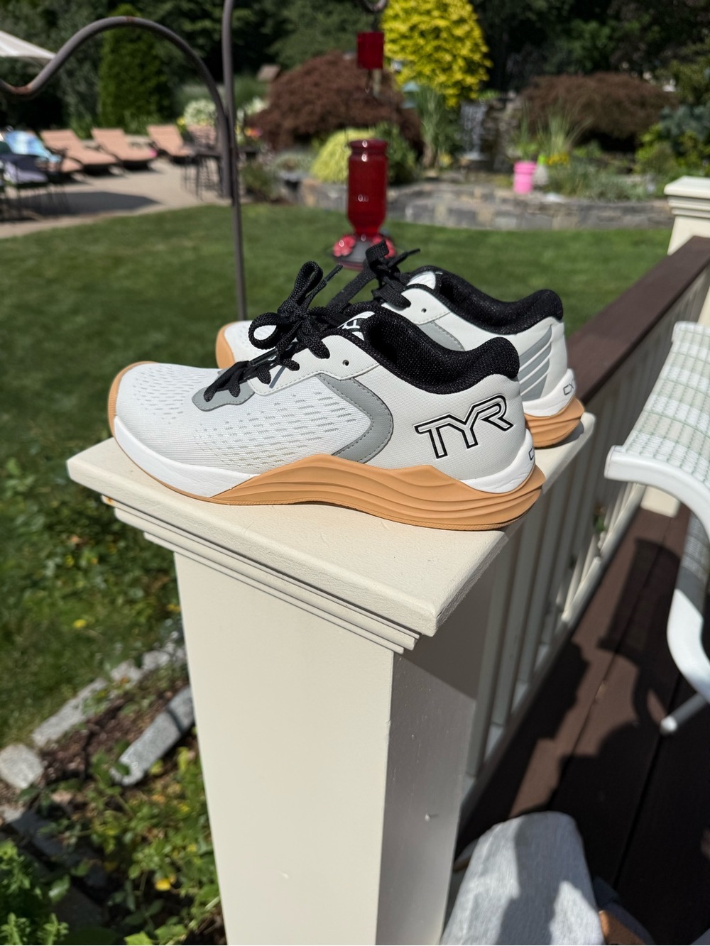 TYR CXT-1 Breathable Trainer Athletic Shoes, White/Gum w size 6